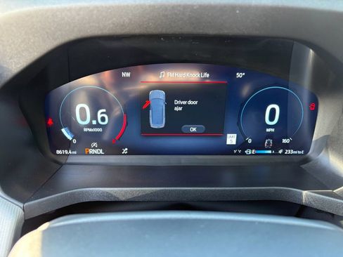 Used 2025 Ford Explorer Active w/ Active Comfort Package image 19