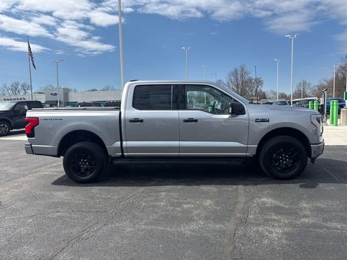 Used 2025 Ford F150 Lightning XLT image 6