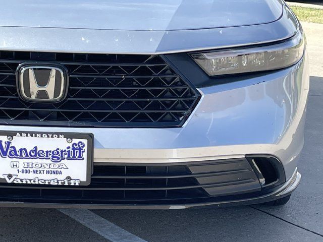 Used 2025 Honda Accord Sport image 8