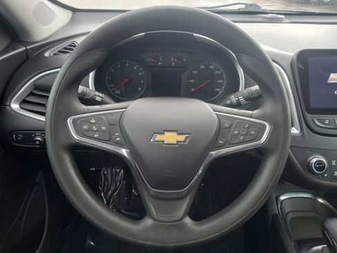 Used 2023 Chevrolet Malibu LT image 19