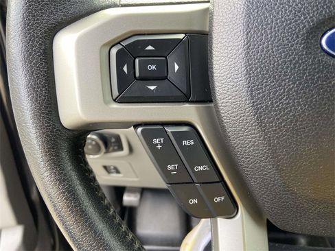 Used 2015 Ford F150 Lariat w/ Equipment Group 501A Mid image 31