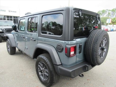 New 2026 Jeep Wrangler Unlimited Sport AWD/4WD image 5