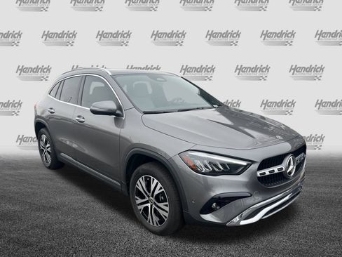 Used 2025 Mercedes-Benz GLA 250 4MATIC image 2
