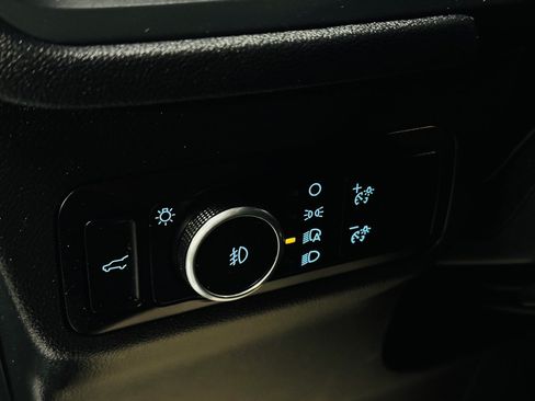 Used 2025 Ford Escape ST-Line Select AWD/4WD image 14