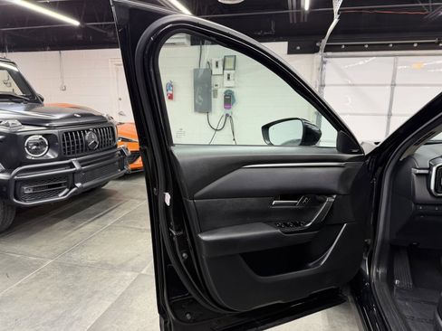 Used 2024 MAZDA CX-50 AWD 2.5 S w/ Premium Package image 21