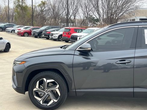Used 2024 Hyundai Tucson Limited image 7