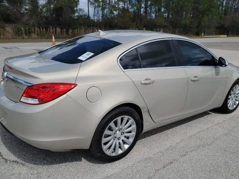Used 2012 Buick Regal Leather image 5