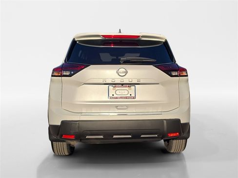 New 2026 Nissan Rogue SV image 4