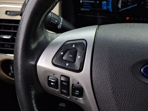 Used 2013 Ford Flex SEL AWD/4WD image 22