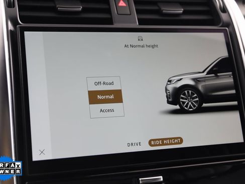 Used 2023 Land Rover Discovery S R-Dynamic image 35