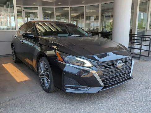 Used 2024 Nissan Altima 2.5 SL AWD/4WD image 1