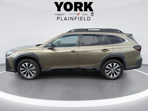 Used 2024 Subaru Outback Limited AWD/4WD image 8