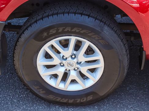 Used 2017 Nissan Frontier SV RWD image 10