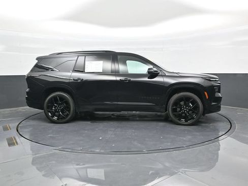 Used 2024 Chevrolet Traverse RS AWD/4WD image 8