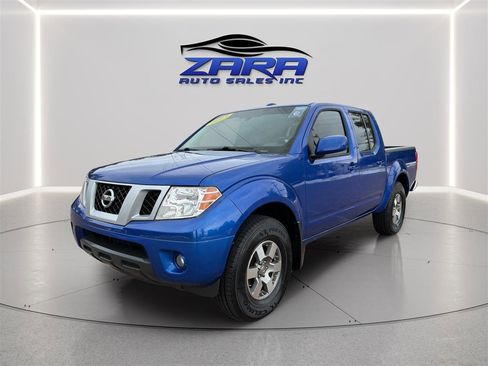 Used 2013 Nissan Frontier PRO-4X AWD/4WD image 3