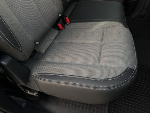 Used 2021 Nissan Titan S w/ S Utility Package image 43