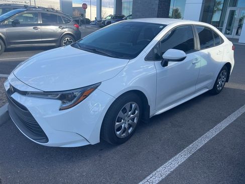Used 2025 Toyota Corolla LE w/ Convenience Package image 30