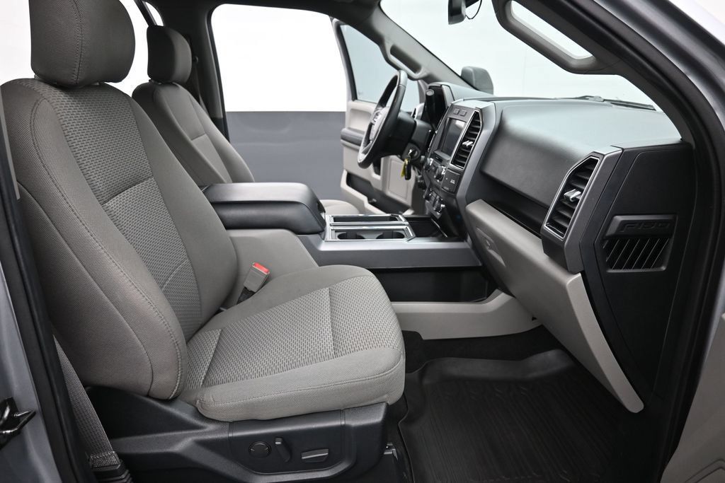 Used 2020 Ford F150 XLT w/ Equipment Group 302A Luxury AWD/4WD image 24