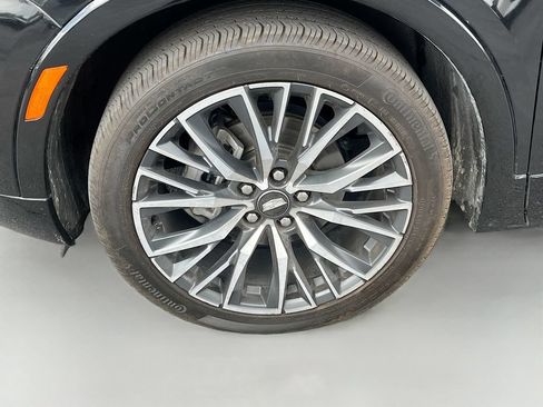 Used 2025 Cadillac XT4 Sport AWD/4WD image 32