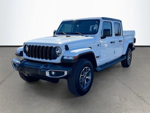 Certified 2024 Jeep Gladiator Sport image 3