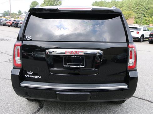 Used 2017 GMC Yukon Denali w/ Open Road Package RWD image 4