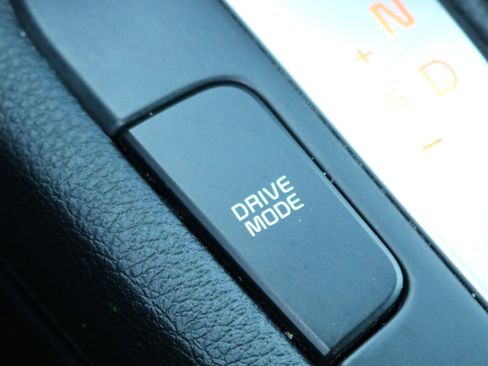 Used 2023 Kia Forte LXS image 17