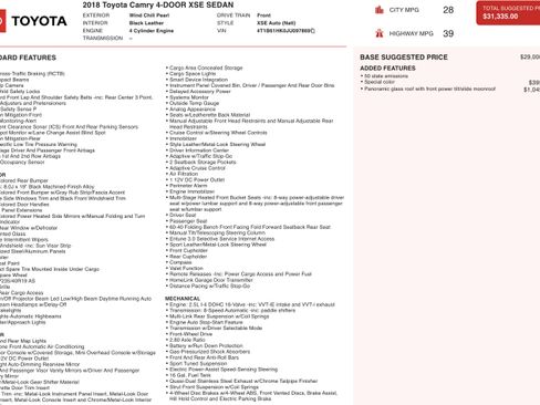 Used 2018 Toyota Camry XSE image 3