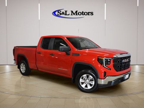 Used 2023 GMC Sierra 1500 Pro w/ Pro Value Package AWD/4WD image 9