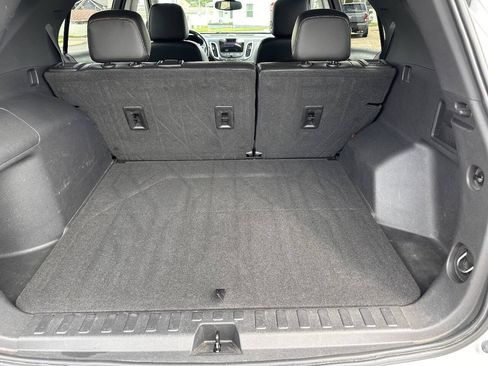 Used 2021 Chevrolet Equinox Premier AWD/4WD image 7