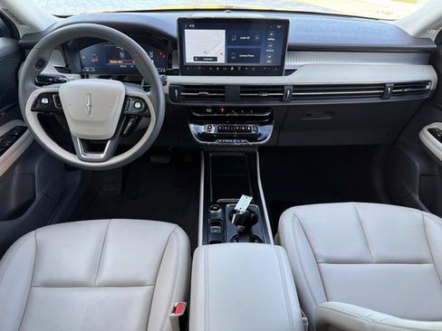 Certified 2023 Lincoln Corsair FWD image 26