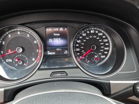 Used 2018 Volkswagen Atlas SE image 12