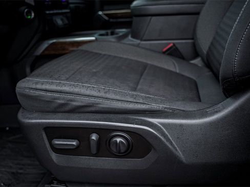 Used 2022 GMC Sierra 1500 Elevation image 28