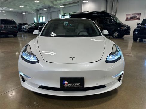 Used 2022 Tesla Model 3 Performance AWD/4WD image 2