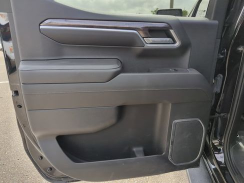 Used 2022 Chevrolet Silverado 1500 LTZ w/ LTZ Premium Package image 25