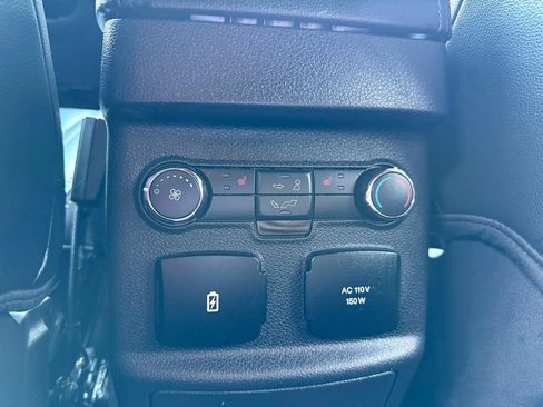 Used 2017 Ford Explorer Limited FWD image 16