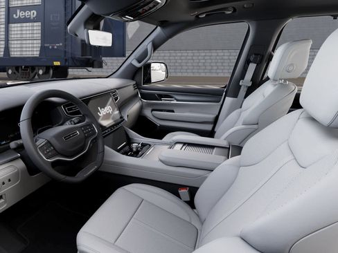 New 2026 Jeep Grand Wagoneer Limited AWD/4WD image 22