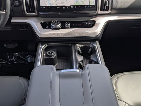 New 2026 Ford Expedition Max Active RWD image 24