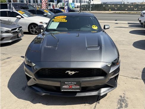 Used 2018 Ford Mustang Premium RWD image 8