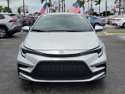 Used 2026 Toyota Corolla SE FWD image 4