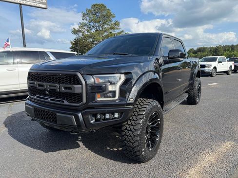 Used 2020 Ford F150 Raptor w/ Equipment Group 802A Luxury AWD/4WD image 2