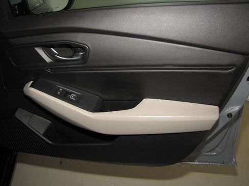 Used 2025 Honda Accord EX-L image 21