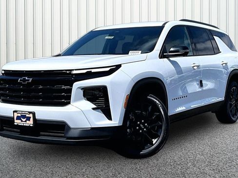 New 2026 Chevrolet Traverse LT w/ Driver Confidence Package FWD image 14