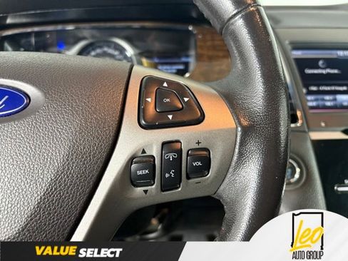 Used 2013 Ford Taurus Limited FWD image 12