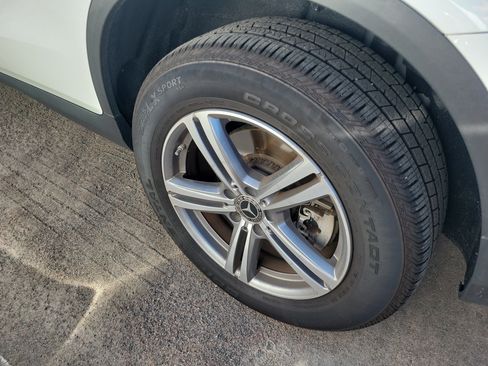 Certified 2022 Mercedes-Benz GLC 300 image 5