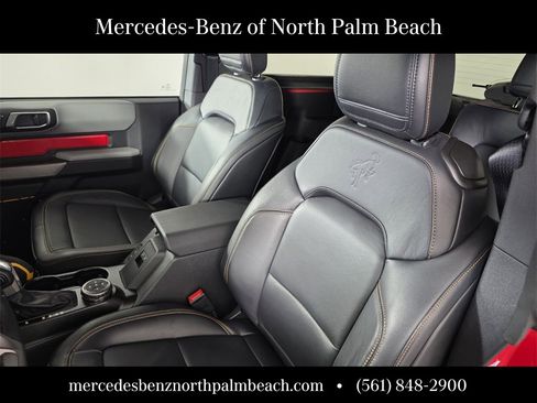 Used 2022 Ford Bronco Badlands image 10