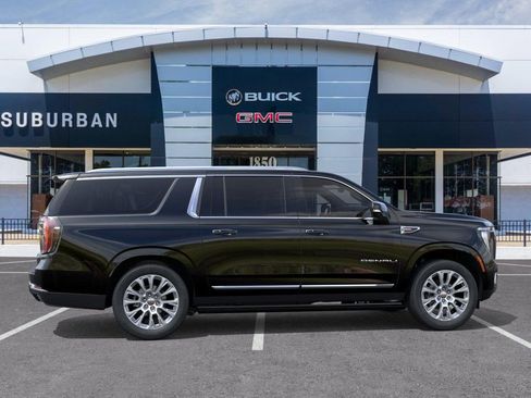 New 2026 GMC Yukon XL Denali w/ Denali Reserve Package AWD/4WD image 5
