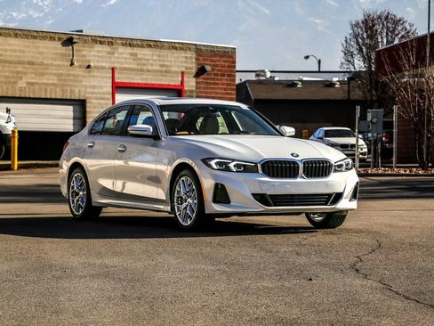 New 2026 BMW 330i xDrive Sedan w/ Premium Package image 7