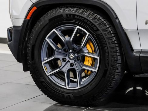 Used 2023 Rivian R1S Adventure image 49