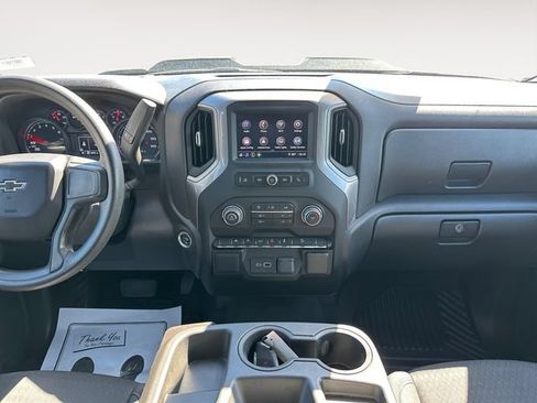 Used 2022 Chevrolet Silverado 1500 Custom Trail Boss w/ LPO, Dark Essentials Package AWD/4WD image 11