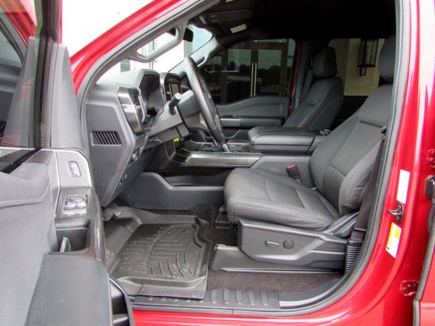Used 2021 Ford F150 XLT w/ Equipment Group 301A Mid image 9